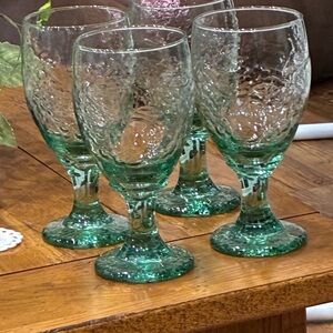 Libbey Emerald Textured Stemmed Glasses - Set of 4